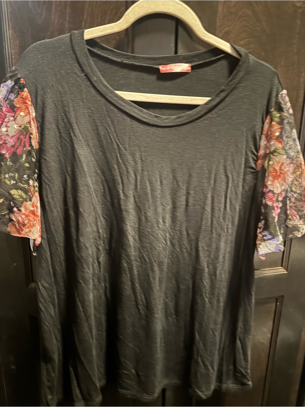 Ragdoll Black Tee with Floral Mesh Short Sleeves